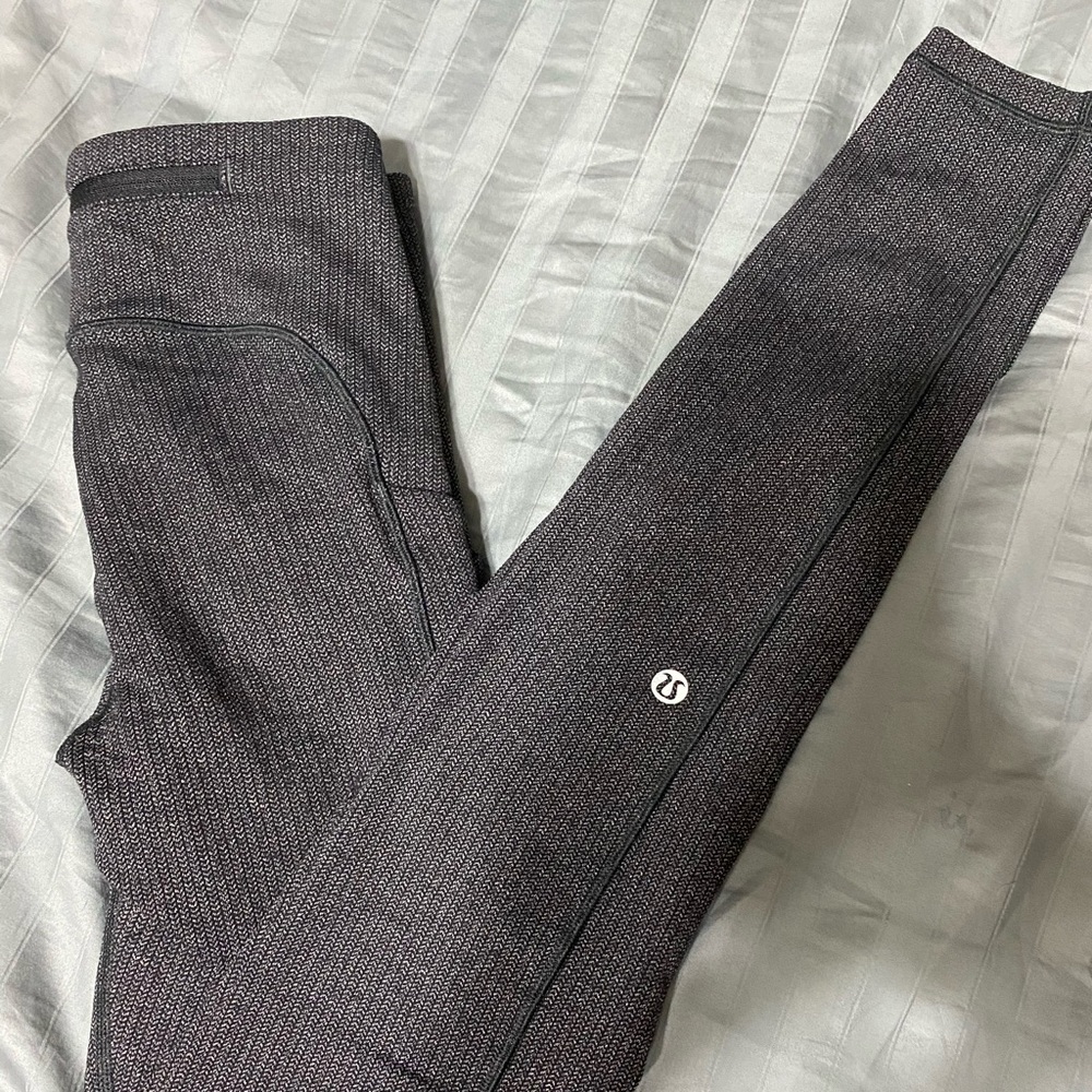 SOLD Lululemon Speed Up Leggings